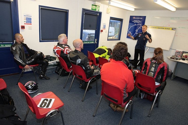 CSS [ Level 3 ] - PADO0183.JPG